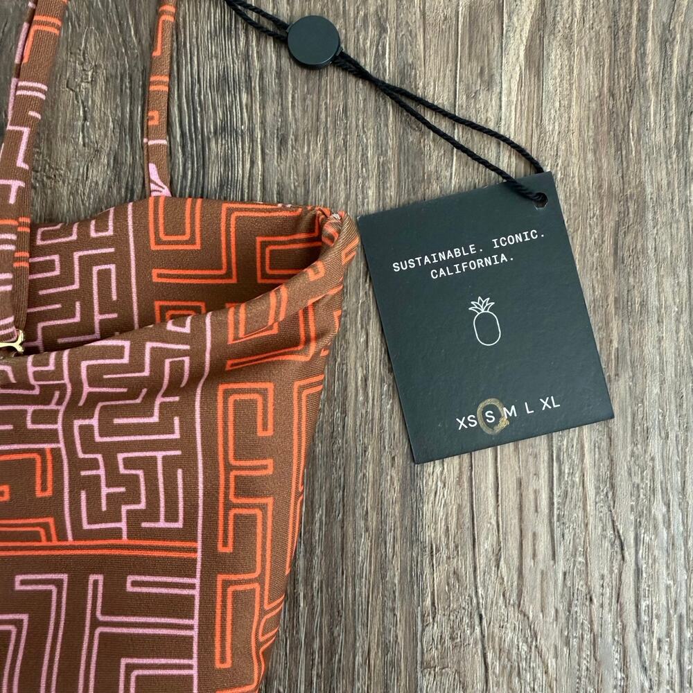NEW Skatie Lisa One Piece Swimsuit in Bonita Print Size Small - Picture 5 of 10